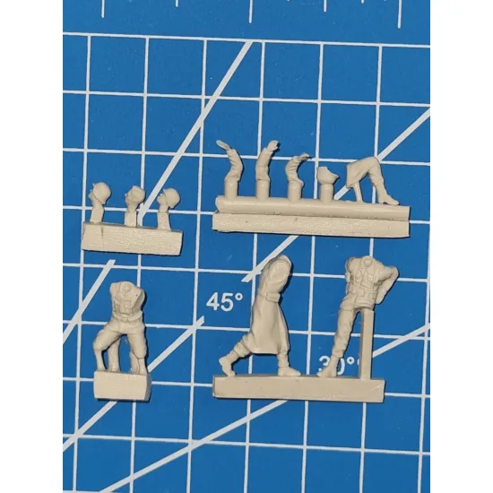 White Stork Miniatures F72041 1/72 Ww2 German Soldiers Medic Medic Resin Unassembled Unpainted