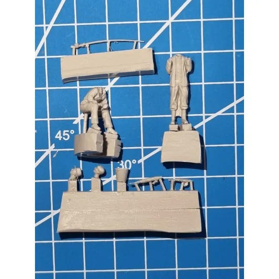 White Stork Miniatures F72054 1/72 Fishermen Resin Unassembled Unpainted Kit