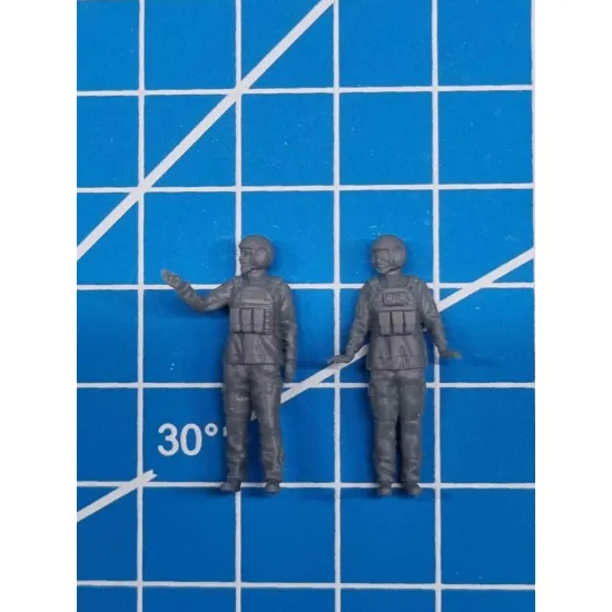 White Stork Miniatures F72117 1/72 Polish Crew Of Himars Resin Unassembled Unpainted