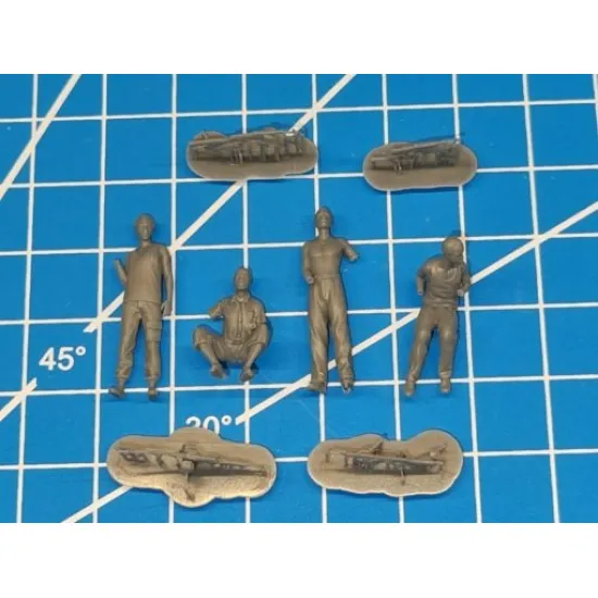 White Stork Miniatures F72123 1/72 Modern Ukrainian Tankers Resin Unassembled Unpainted
