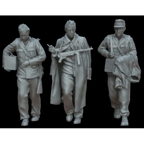 White Stork Miniatures F72137 1/72 East Prussia 1945 German Soldiers Resin Unassembled Unpainted Kit