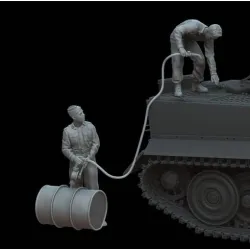 White Stork Miniatures F72159 1/72 Tiger I Crew Loading Fuel Resin Unassembled Unpainted