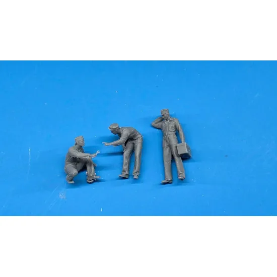 White Stork Miniatures F72164 1/72 U.s. Mechanics Resin Unassembled Unpainted