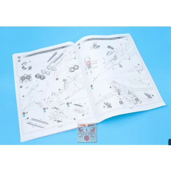 Modelsvit 72057 1/72 Mirage G8-02 Plastic Model Kit