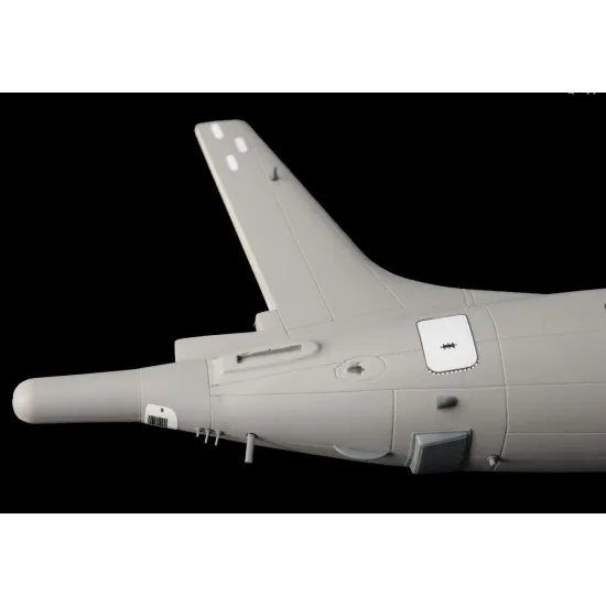 Metallic Details Mdp72035 1/72 Il-18 Il-20 Il-38 Hatches And Exterior Panels Amodel