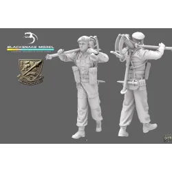 Black Snake K-14 1/35 Vickers Commando Kieffer Tripod Rifleman Resin Figure Kit