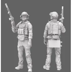 Black Snake Uks-02 1/35 AZOV Ukrainian Soldier Resin Figure