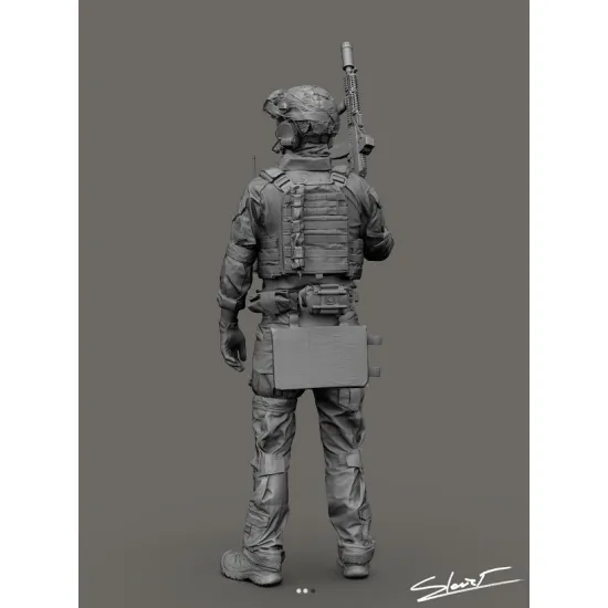 Black Snake Uks-02 1/35 Ukrainian Soldier Resin Figure