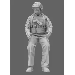 Black Snake Fr-01 1/35 French Soldier Driver Resin Figure Kit