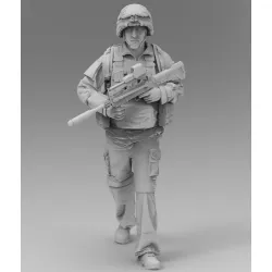 Black Snake Fr-15 1/35 French Soldier On Patrol In Afghanistan Resin Figure Kit