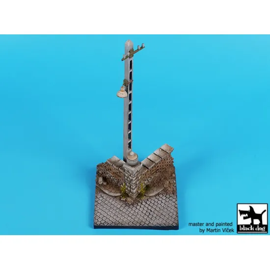 Black Dog D35136 1/35 Base With Telegraph Pole 100/100 Mm