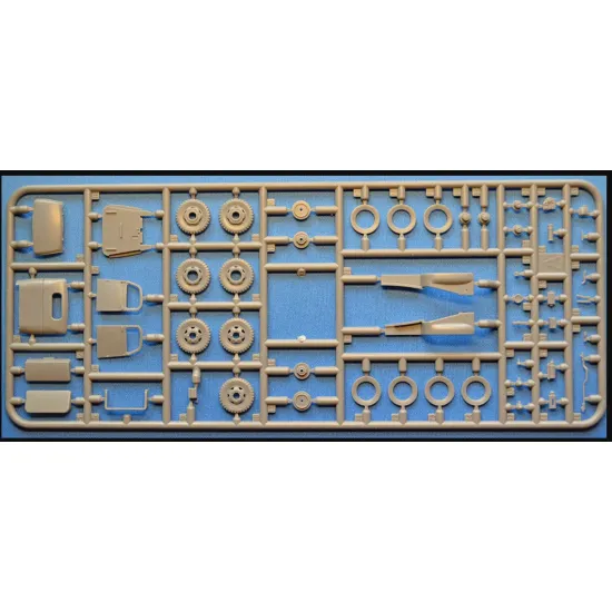 Ace 72605 1/72 Us G506 1/5t 4/4 E-5 Turret Trainer