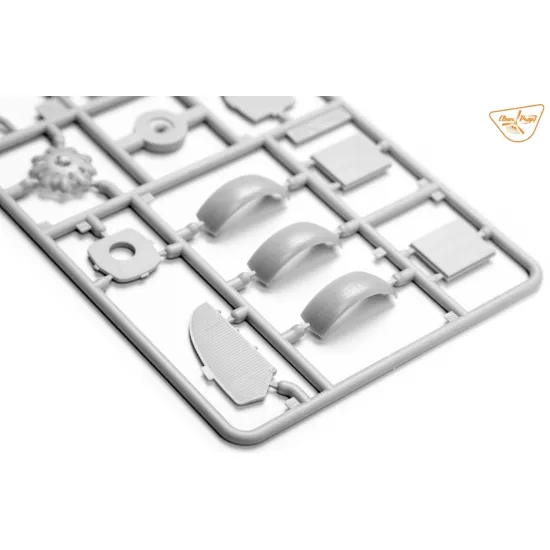 Clear Prop 4827 1/48 F4b-4 U S Marines Plastic Model Kit