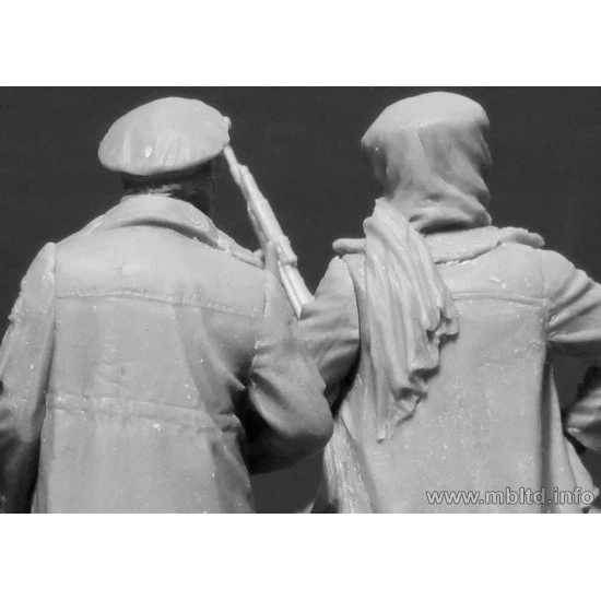 US Special Forces with a Taliban prisoner. Somewhere in the Middle East. Present day 5fig. 1/35 Master Box 35163