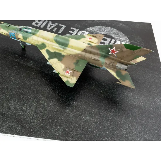 Red Fox Db-48028 1/48 Asphalt Diorama Base - France 380x320mm 3d Diorama Base
