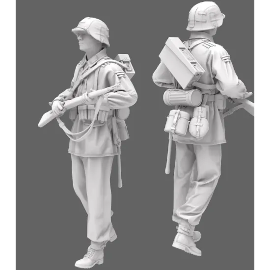 Black Snake Waffen-07-16 1/16 German Waffen Soldier Resin Figure Kit