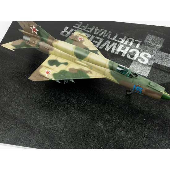 Red Fox Db-48039 1/48 Asphalt Diorama Base Switzerland 380x320mm 3d Diorama Base