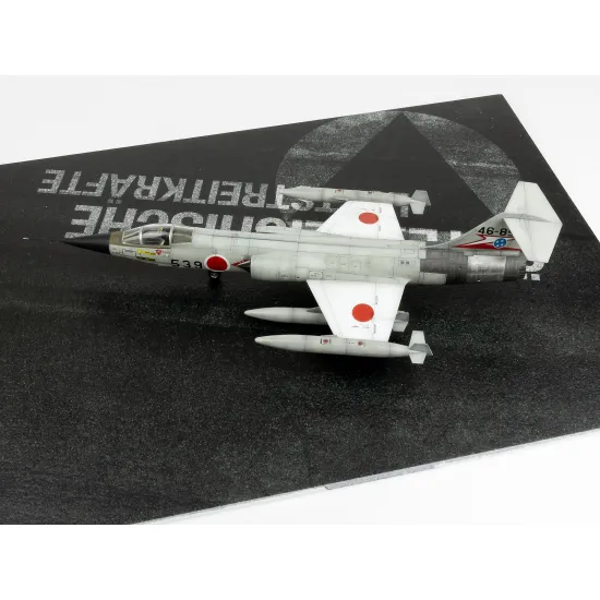 Red Fox Db-72023 1/72 Asphalt Diorama Base Austria 300x230mm 3d Diorama Base