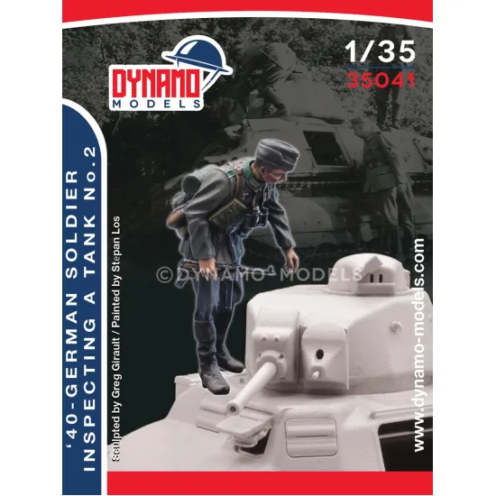 Dynamo Models 35041 1/35 German Soldier Inspecting A Tank 1940s Ww2 3d Print Kit