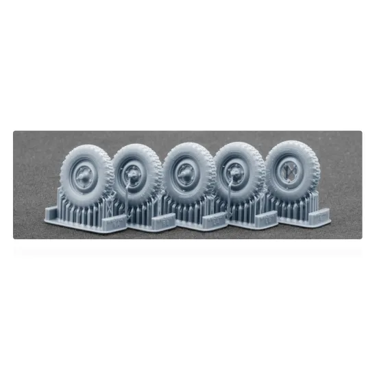 Scalex Ww-35021 1/35 Kubelwagen Type 82 Englebert Ordinary Wheel Set For Meng Tamiya