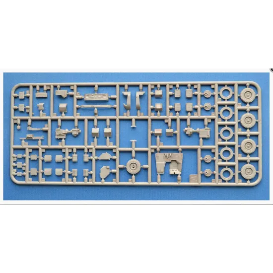 Ace 72466 1/72 Unimog S 404 Pickup With Folding Cab Top Plastic Model Kit