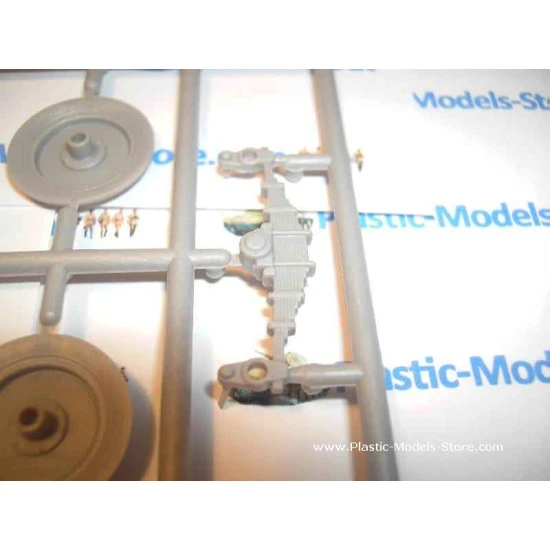 Studebaker US6 WWII Army Truck 1/35 ICM 35511