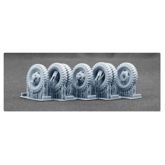 Scalex Ww-35031 1/35 G506 Cargo Truck Sure Grip Ordinary Wheel Set Icm Miniart