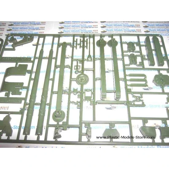 122 mm soviet howitzer D-30 2A18 1/35 SKIF 215