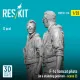 Reskit Rsf32-0116 1/32 F-14 Tomcat Pilots In A Standing Position Scene 2 2 Pcs 3d Printed