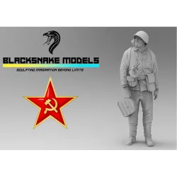 Black Snake So-06-48 1/48 Red Army Assistant Gunner Ww2 Resin Figure Kit