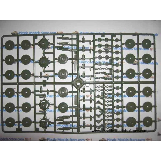 T-64AK command Soviet main battle tank MBT 1/35 SKIF 227