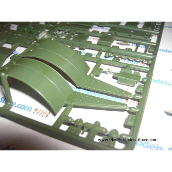 BTR-152 personnel carrier with ZU-23-2 gun Lebanon 1/35 SKIF 208