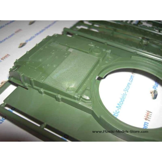 T-80UD Soviet main battle tank Bereza MBT T-80 mod 1/35 SKIF 201