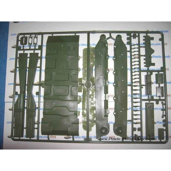 T-80UD Soviet tank Bereza MBT T-80 mod PROFI PACK 1/35 SKIF 302