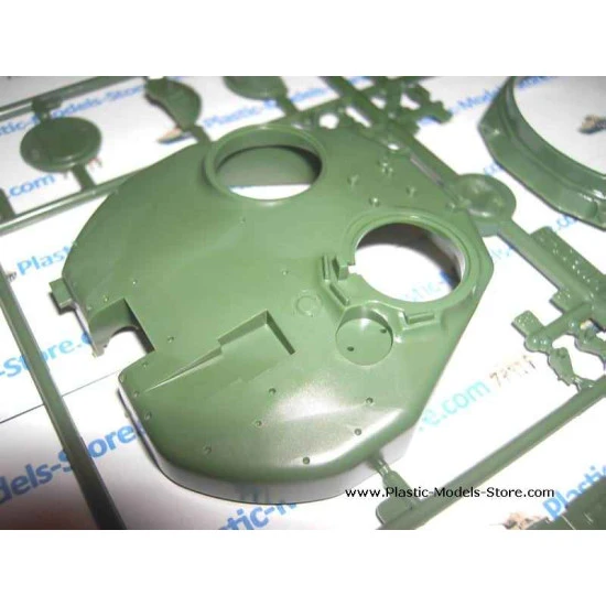 T-80UD Soviet tank Bereza MBT T-80 mod PROFI PACK 1/35 SKIF 302