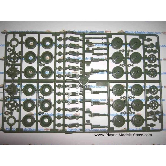 T-80UD Soviet tank Bereza MBT T-80 mod PROFI PACK 1/35 SKIF 302