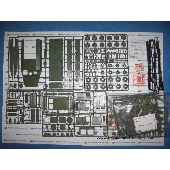 Artlillery Complex MT-LB and D-30 howitzer 1/35 SKIF 213