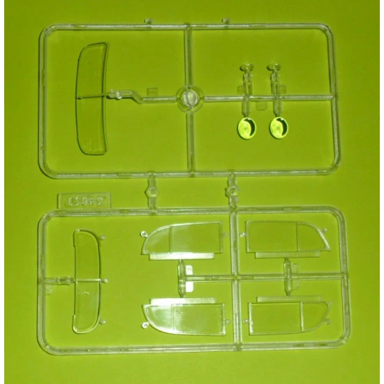 Admiral Saloon, WWII German passenger car 1/24 ICM 24023