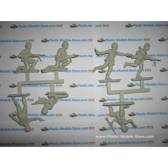 Folgore Division Infantry 1942 WWII 1/32 Waterloo 1815 AP012