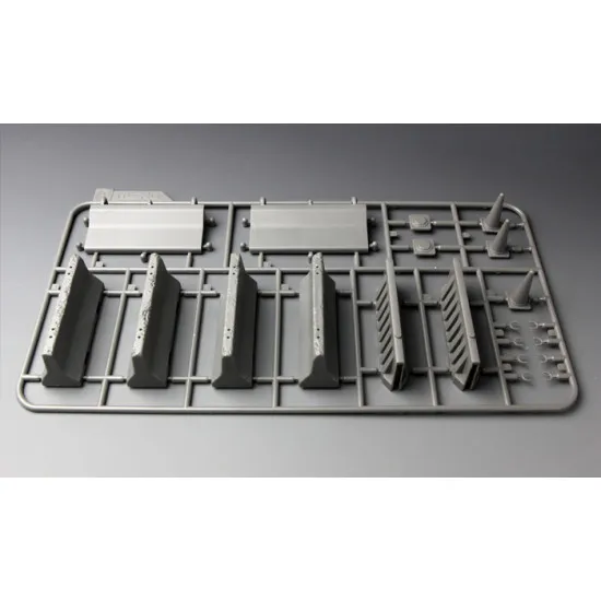 Set of concrete and plastic road barriers 1/35 MENG 012