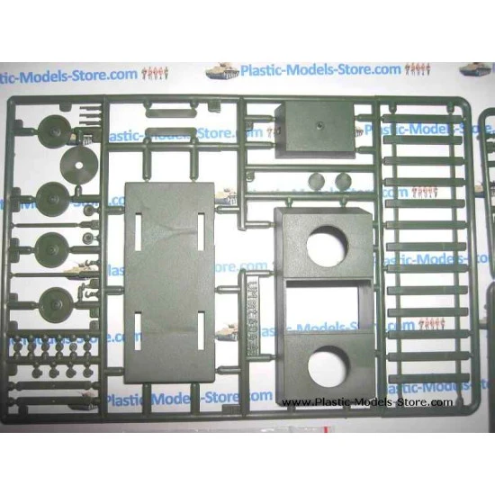 Armored Self-Propelled Railroad Car Leningrad 1/72 UMmt UM 604