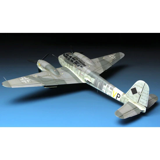 MESSERSCHMITT Me410B-2/U4 HEAVY FIGHTER 1/72 MENG 001