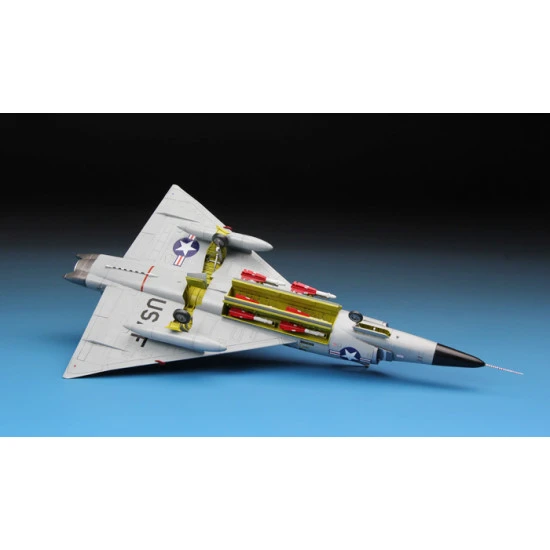 F-102A CASE X GEORGE WALKER BUSH 1/72 MENG 003s F-102A CASE X GEORGE WALKER BUSH 1/72 MENG 003s