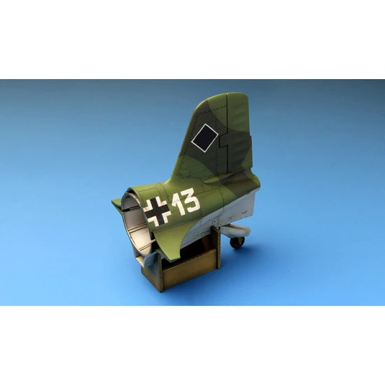 IMPERIAL JAPANESE ARMY KAYABA Ku-4 RAM-JET FIGHTER 1/72 MENG 001