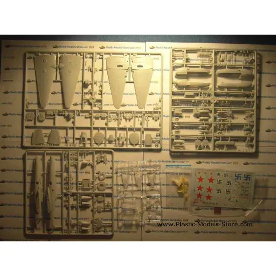 Pe-2 Petlyakov Finland Air Force bomber WWII 1/72 UM 102