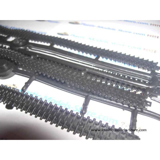 2S1 GVOZDIKA soviet Self-Propellered howitzer 1/35 SKIF 206