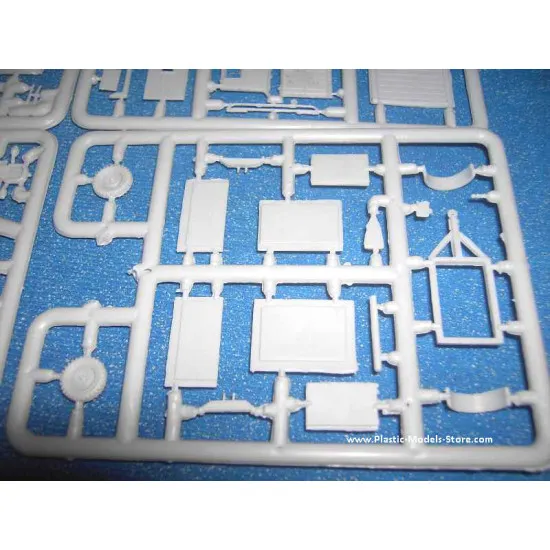 Volkswagen German Beetle car type 93 1/72 Military Wheels 7203