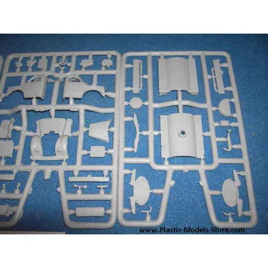 Gaz-51 Soviet FUEL truck WWII 1/72 Military Wheels 7209