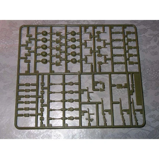 German infantry 1/35 academy 1370