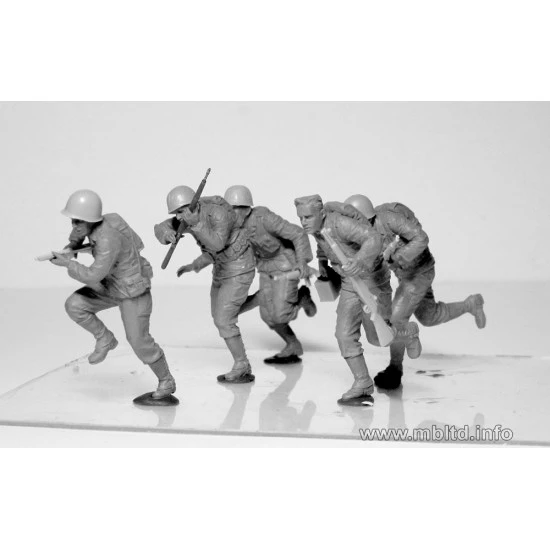 Move US Soldiers Operation Overlord period 1944 1/35 Master Box 35130